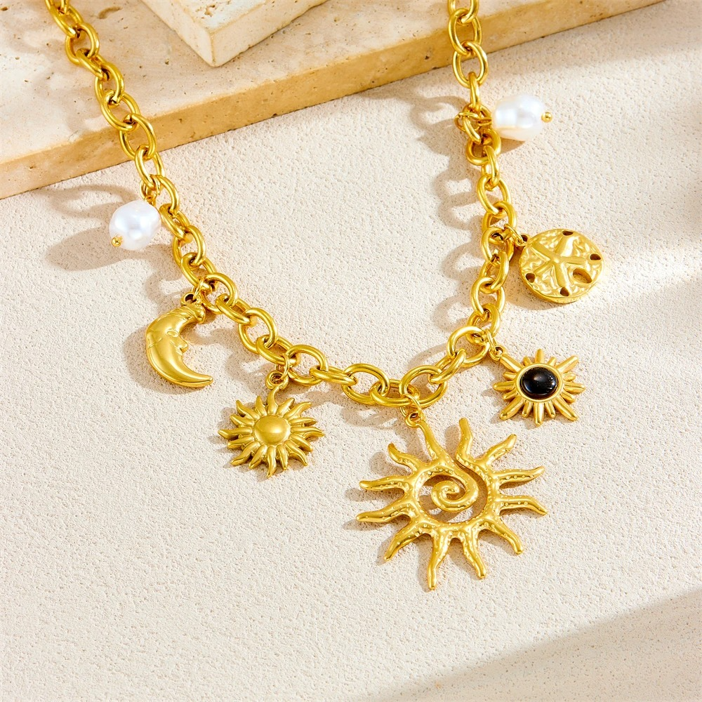 La Mer Charm Necklace