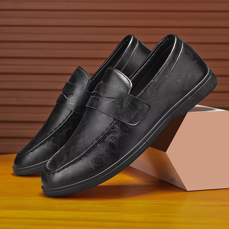 Matteo Leather Loafer