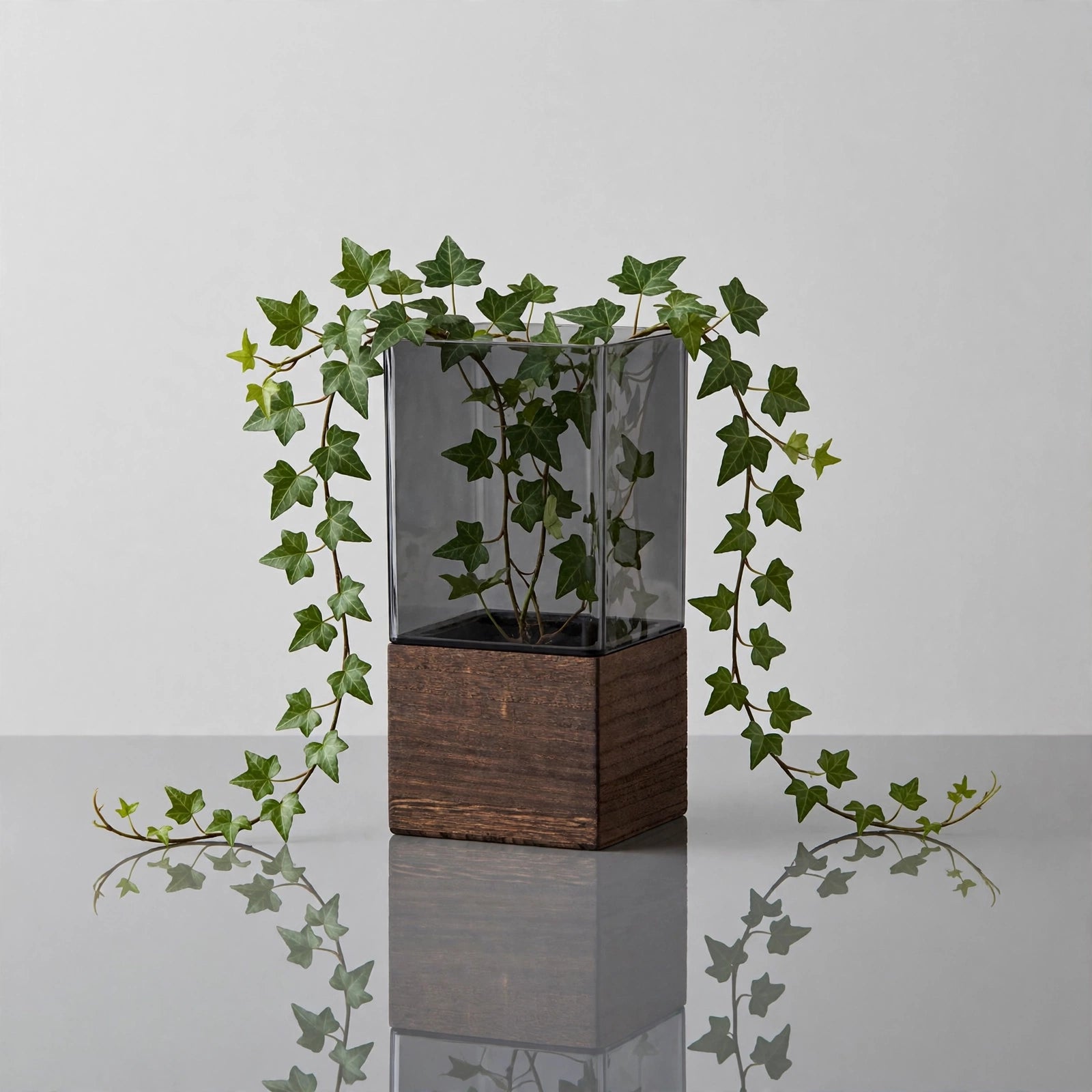 Amberwood nordic Vase