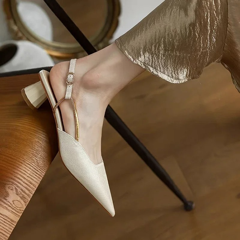 Solenne Heel