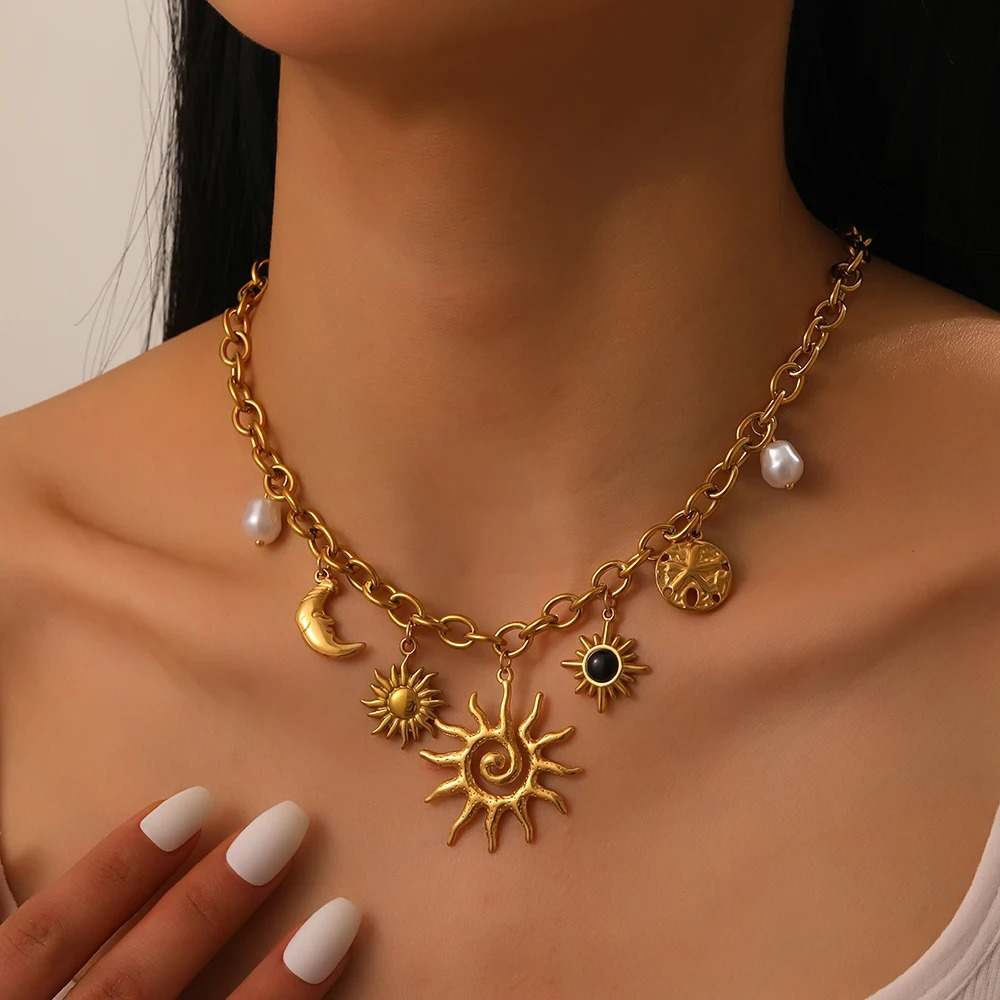 La Mer Charm Necklace