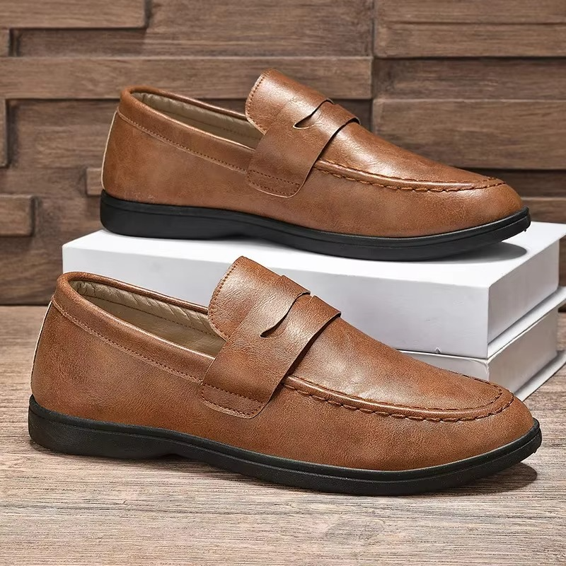 Matteo Leather Loafer