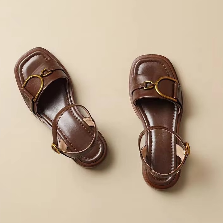 Diora Leather Sandals