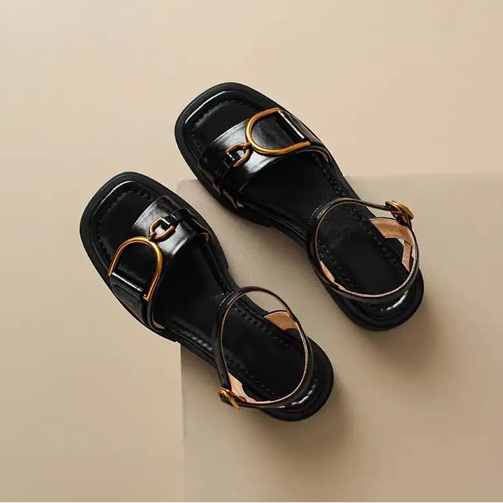 Diora Leather Sandals